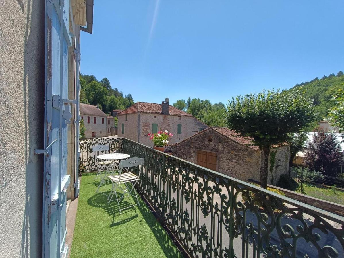 Maison Sur Le Lot Bed & Breakfast Saint-Vincent-Rive-dʼOlt Exterior foto